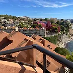 Frontview Sea Vista *
