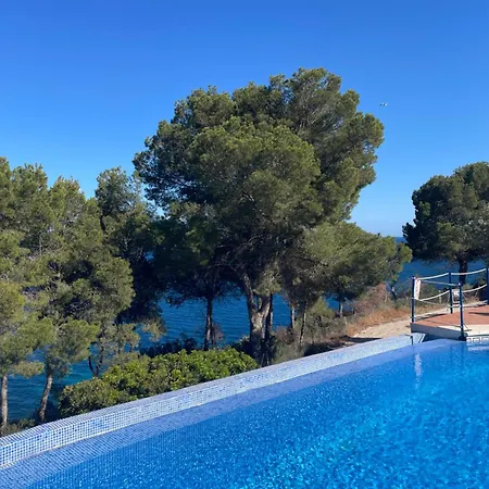 Frontview Sea Vista *