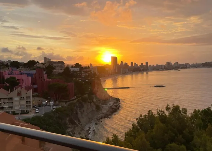 Frontview Sea Vista Apartment