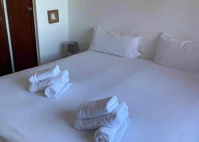 Frontview Sea Vista * 칼페